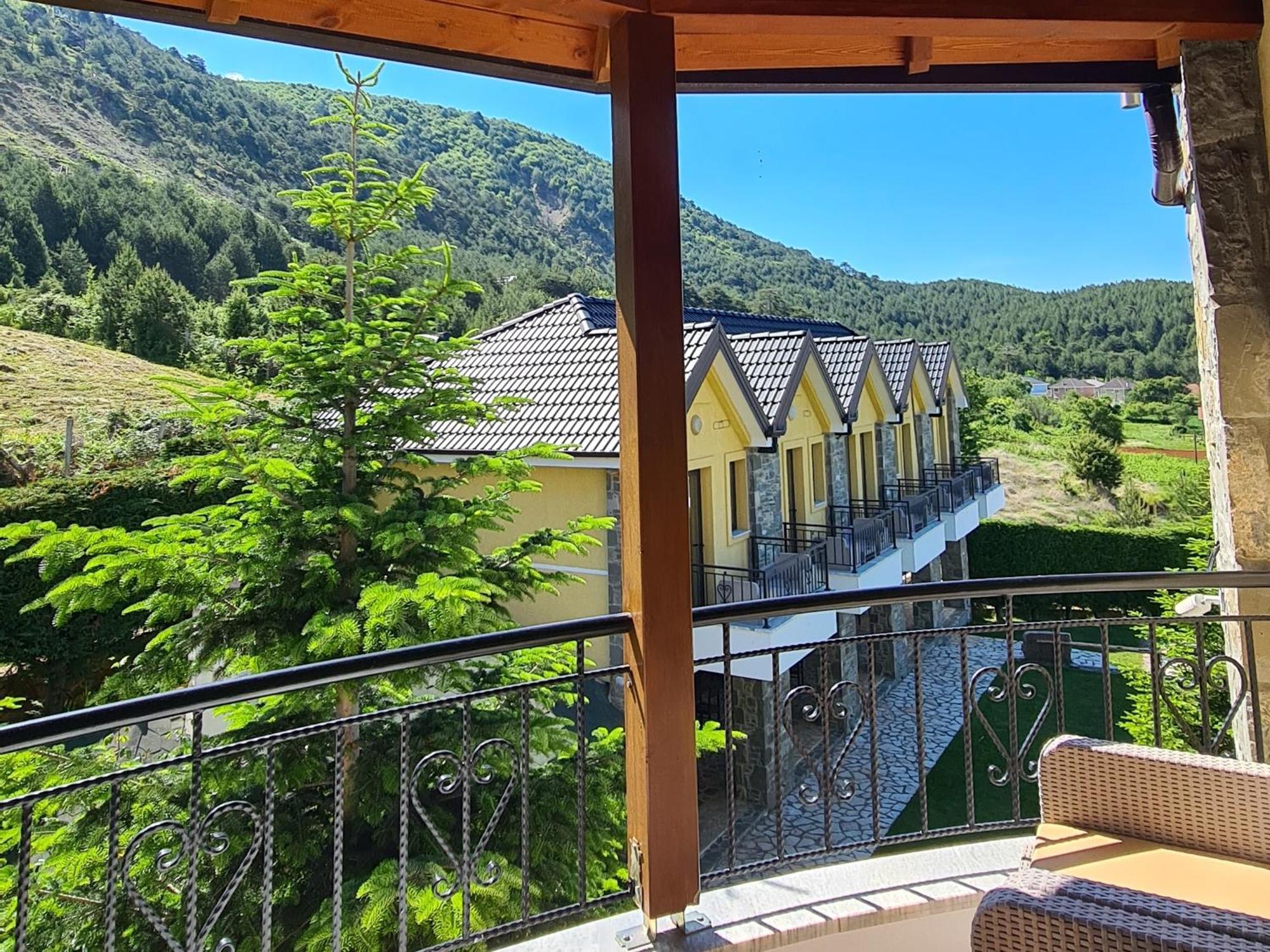 Sofra E Shpatit Hotel Elbasan Exterior photo
